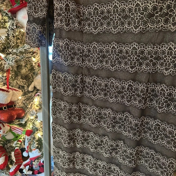 Cachet Formal Sequins Formal Dress With Shaw ‎ size 14. browng/gold - Picture 10 of 13